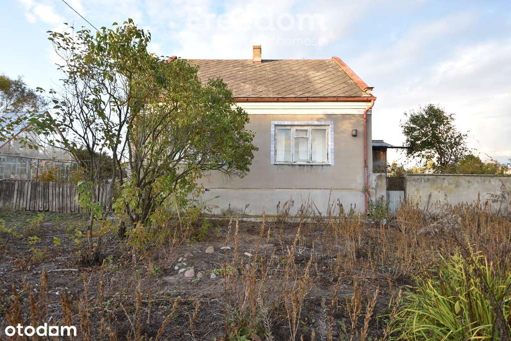 Duża działka  z domem murowanym na ulicy Akacjowej - Pełny obrazek: 1/8