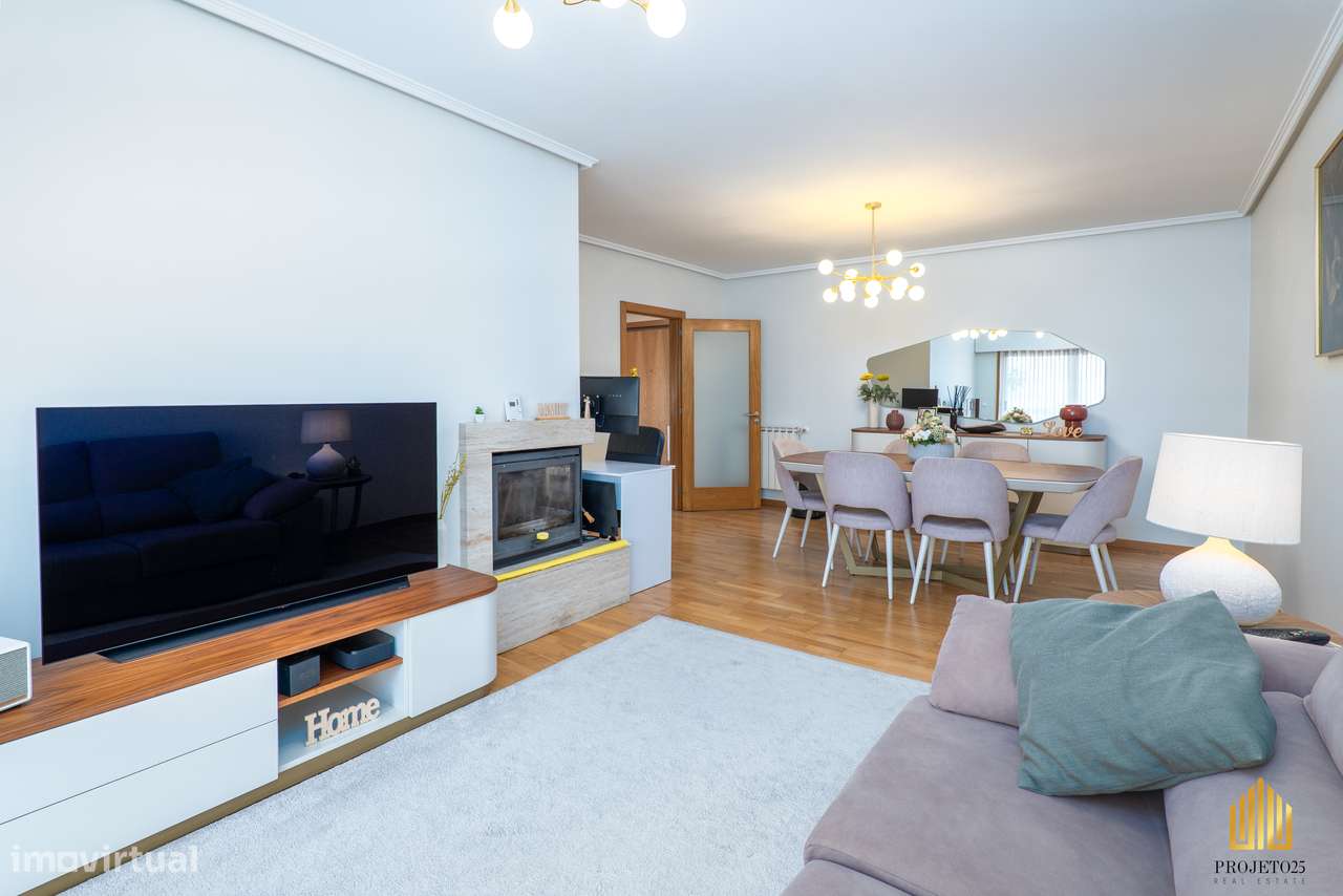 T2 Com Varanda Panorâmica em Urbanização Requintada, ao Aeroporto.-9