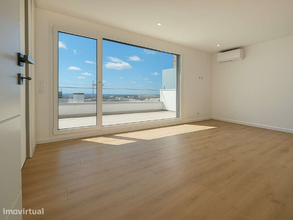 Duplex de luxo com 3 suítes, master suite com terraço de 30 m², var...-1