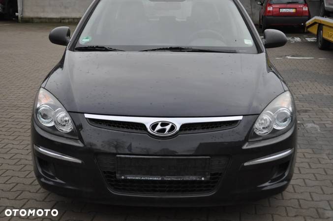 Hyundai I30 1.6 CRDI blue Style - 3