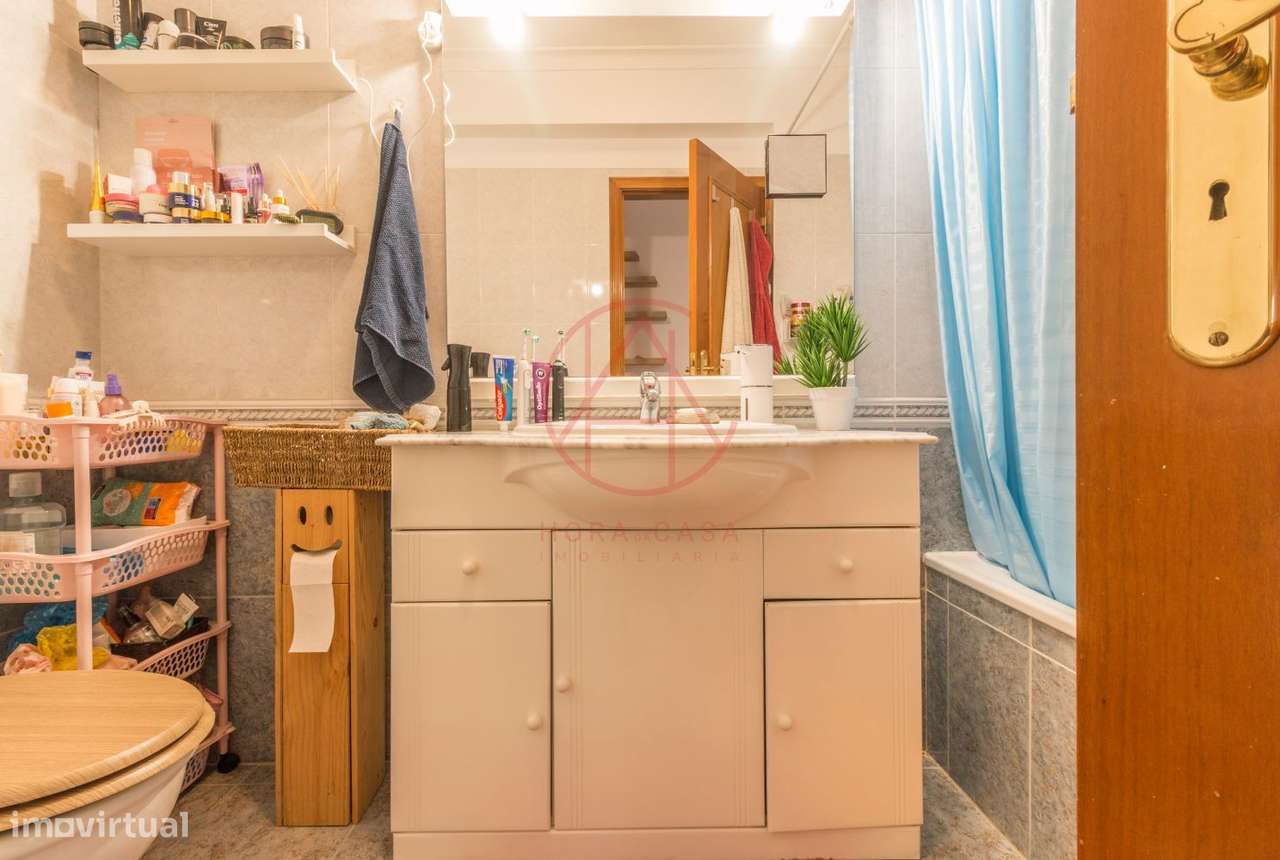 T2 Povoa de Santa Iria com varanda-27