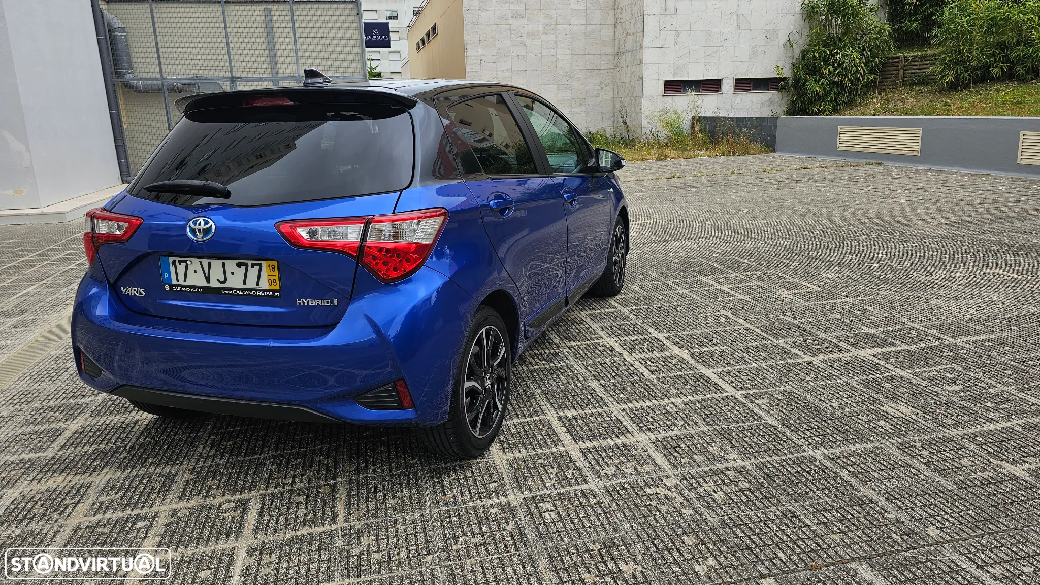 Toyota Yaris 1.5 HSD Square Collec.Blue - 8