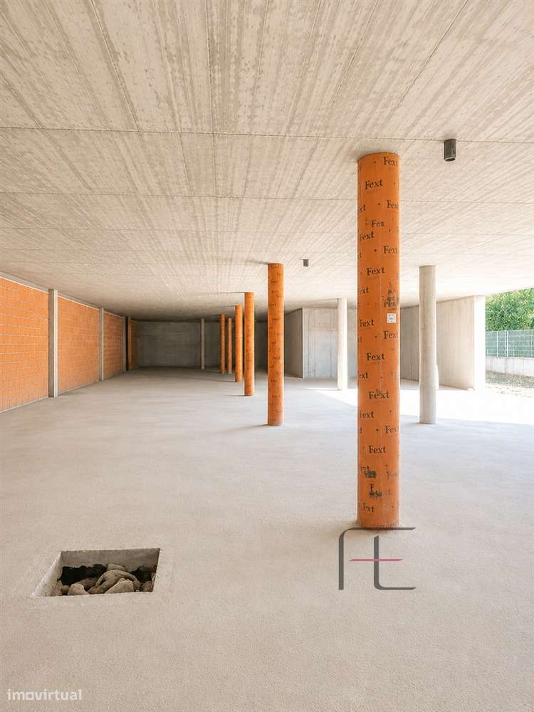 Apartamento T1 com Varanda, condomínio fechado, Arcozelo-10