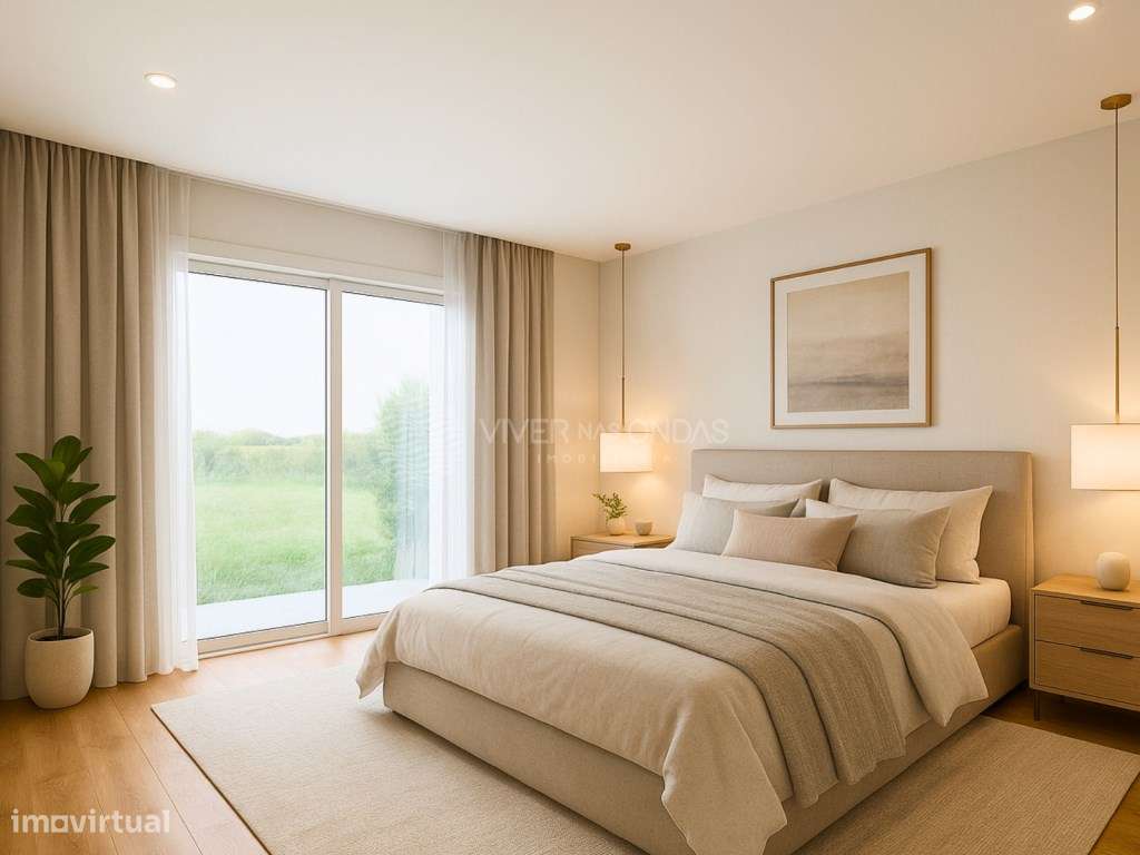 Moradia T4 de Luxo na Nova Urbanização da Caparica.-8