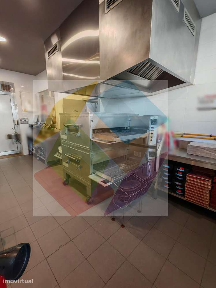 Trespasse de Pizzaria de Marca Internacional Espinho - Grande imagem: 5/17