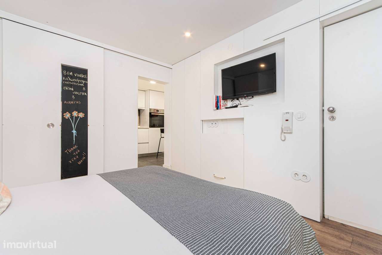 Charmoso apartamento T0 no icónico bairro da Bica, Chiado-13