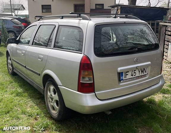 Opel Astra 2.0 TDi Comfort - 2