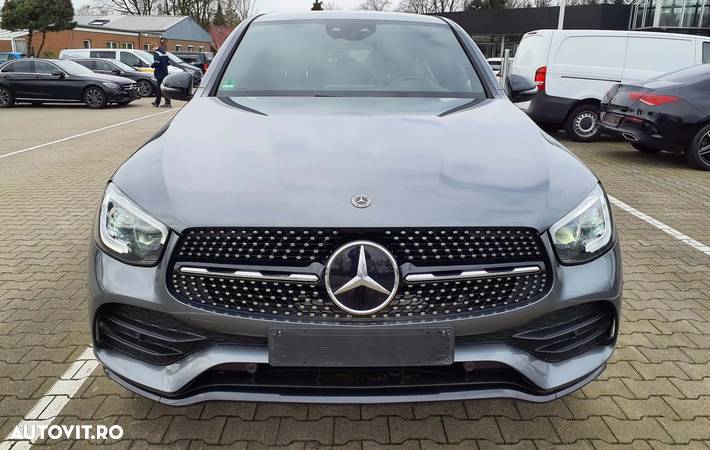 Mercedes-Benz GLC 300 de 4Matic 9G-TRONIC AMG Line - 11