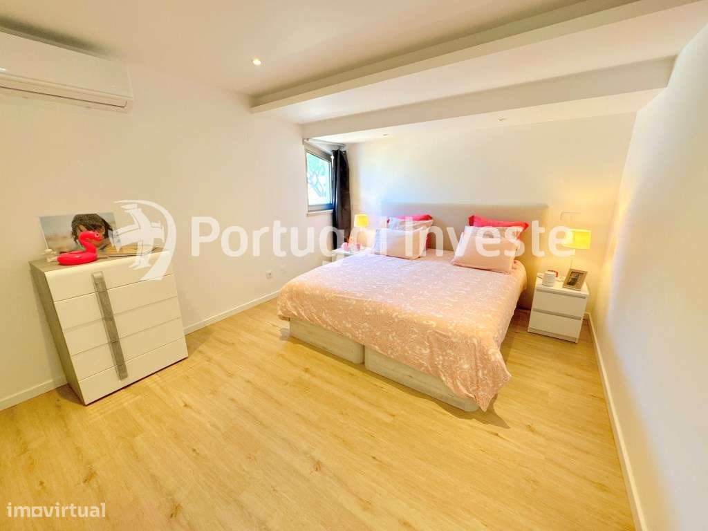 Moradia de Luxo com 3 Suites + T1 Independente em Condomínio com Pi...-14