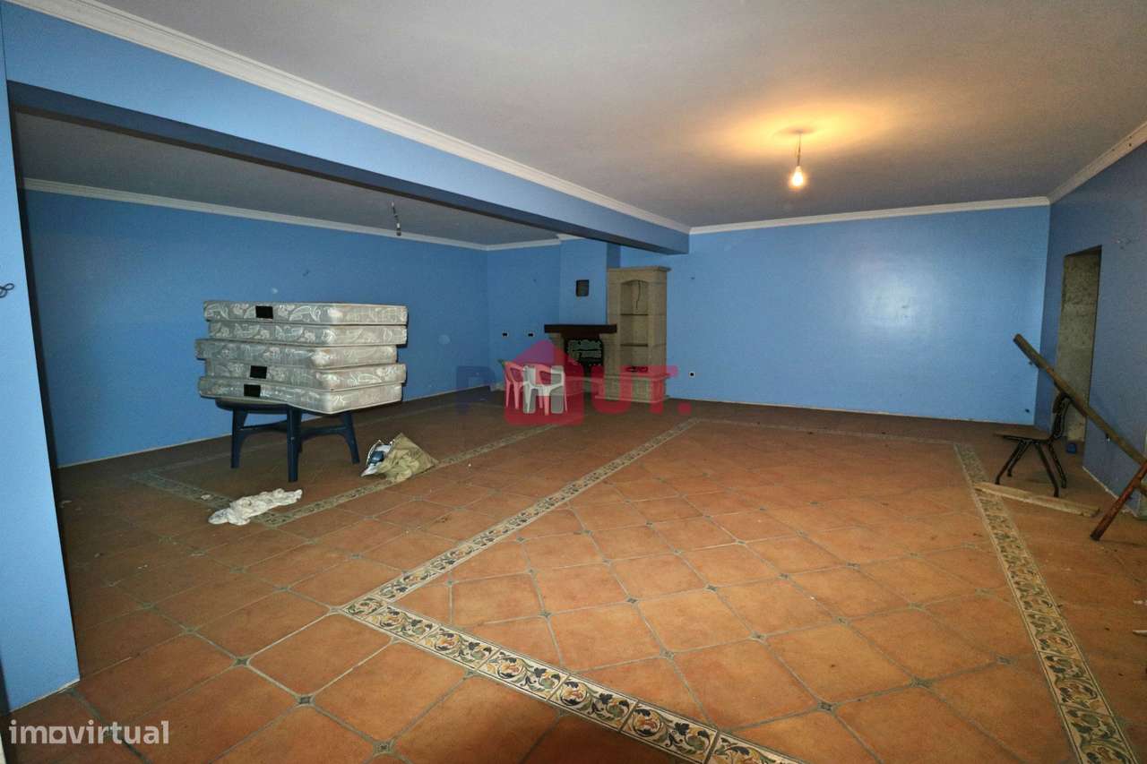 Moradia V4 c/ Piscina Bragança Oportunidade!!!-30