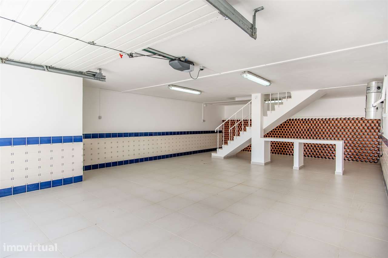 Monte alentejano com 28 hectares-33