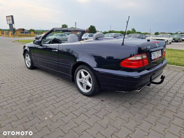 Mercedes-Benz CLK 320 Avantgarde - 19