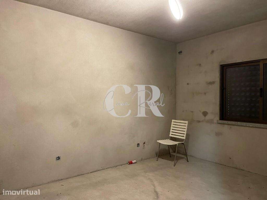 Moradia de 3 a 4 quartos para finalizar em São Miguel, Vila Nova de Po-21