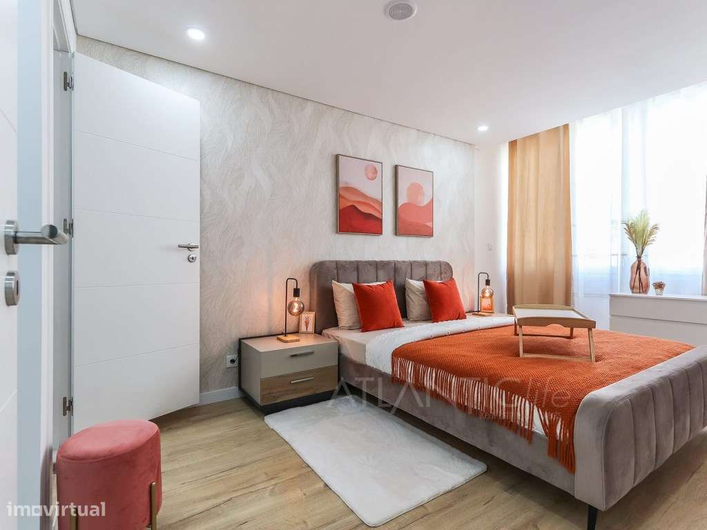 Apartamento T2 + T0 próximo a estação CP do Cacém-13
