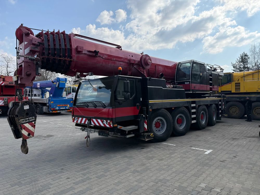 Liebherr LTM 2012