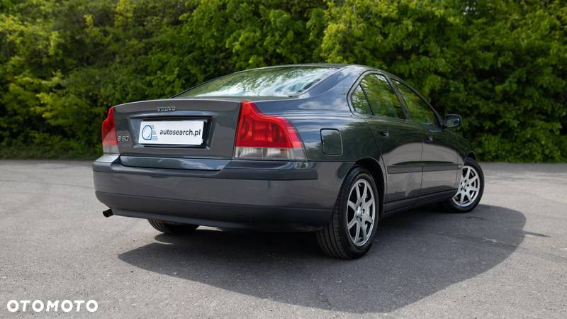 Volvo S60 - 4