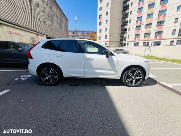 Volvo XC 60 T8 Twin Engine AWD Geartronic RDesign - 4