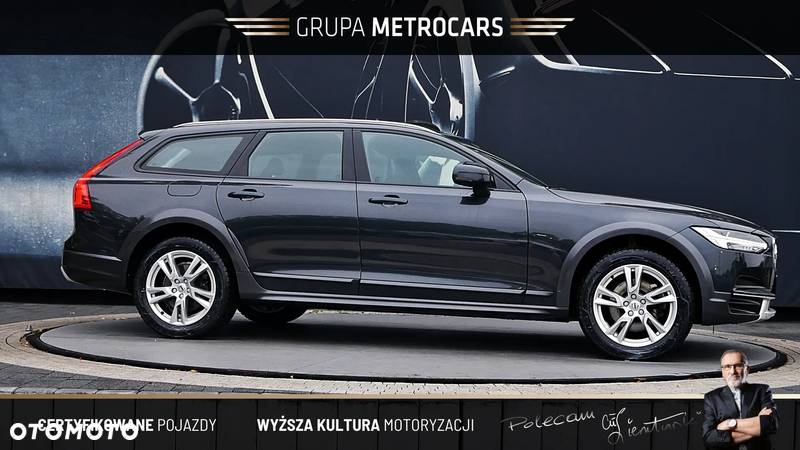 Volvo V90 Cross Country D4 AWD Pro - 13