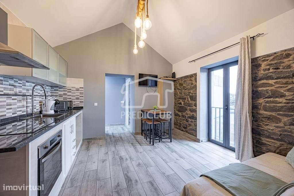 Moradia com 3 Apartamentos Independentes  - Ponta do Sol-6