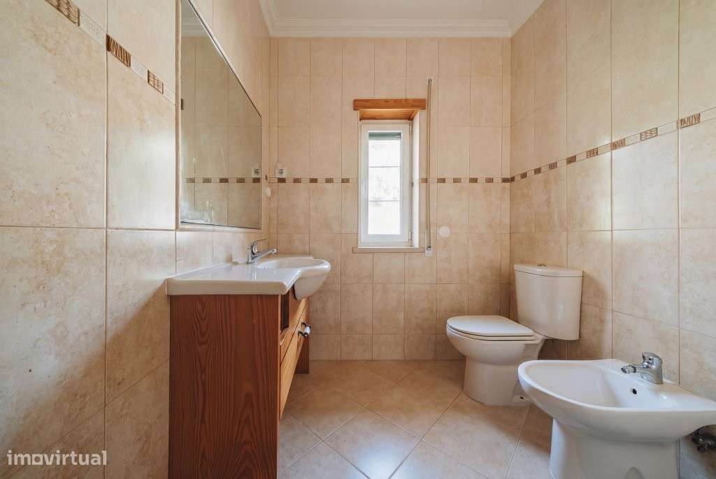 Moradia T7 isolada, com 5 suítes e vistas deslumbrantes-18