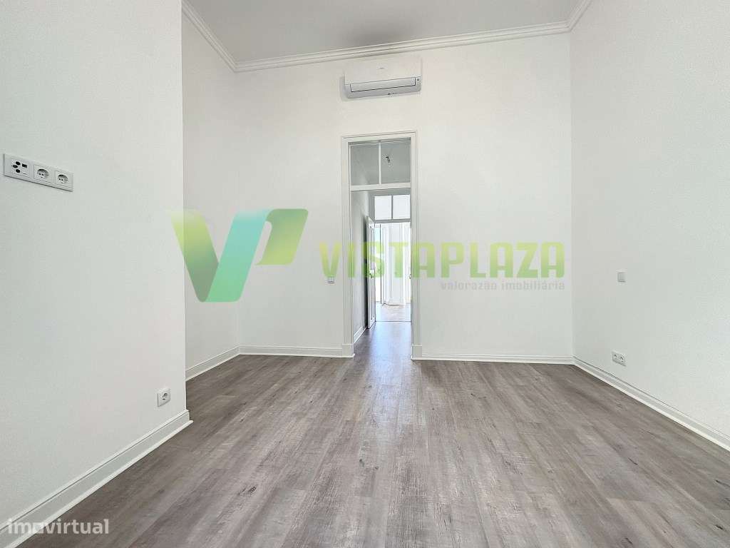 Moradia T3 Remodelada Centro de Portimão-19