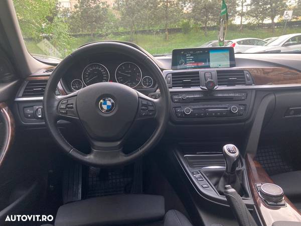 BMW Seria 3 320d - 13