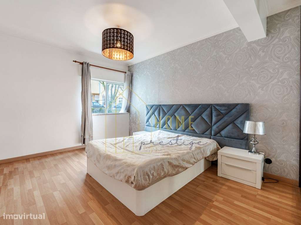 T3 convertido em T4 com Elevador | Junto ao Metro da Reboleira-6