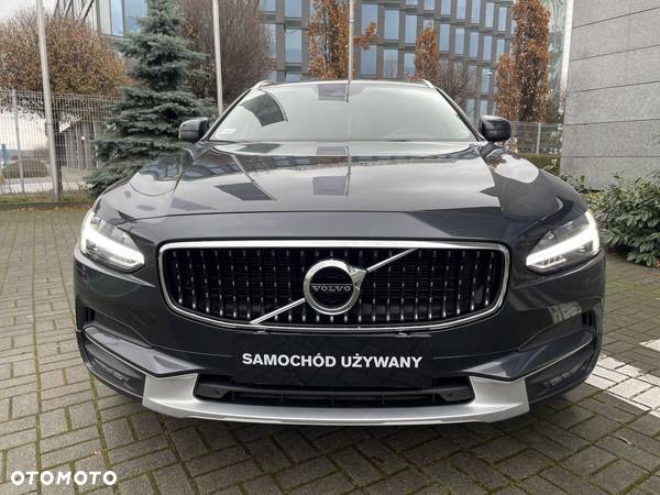 Volvo V90 Cross Country - 5