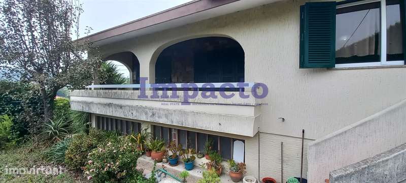 Moradia T3 isolada em Fajões, Oliveira de Azeméis - Grande imagem: 2/33