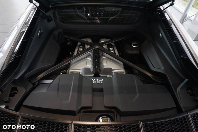 Audi R8 V10 RWD Performance - 21