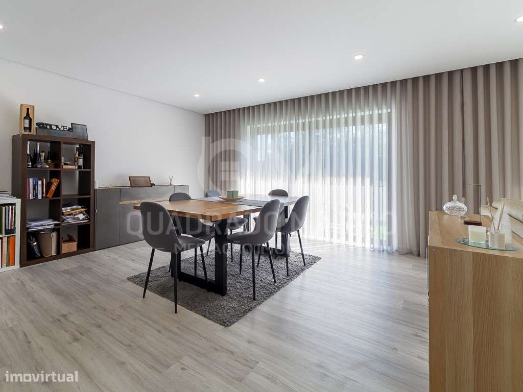 Maravilhosa moradia T3+1, térrea e de linhas modernas a 2 minutos d...-16