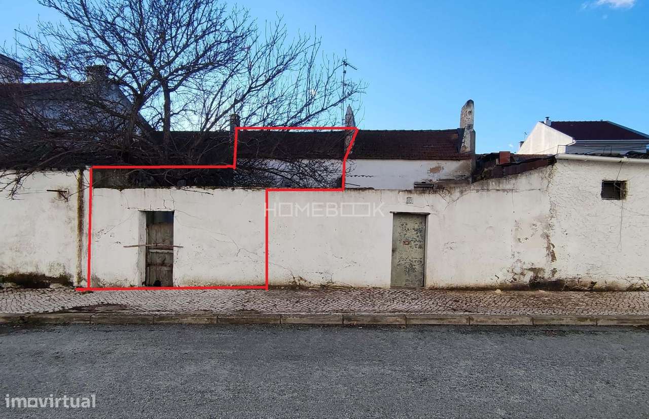 Moradia para recuperar em Vendas Novas - Grande imagem: 2/16