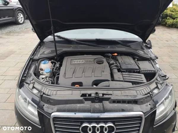 Audi A3 1.6 TDI DPF Attraction - 12