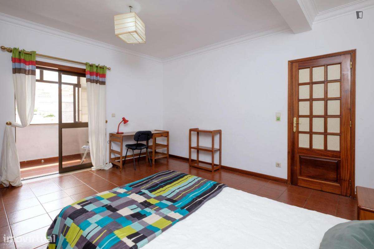 Quarto - localizado em Conchada Coimbra - Grande imagem: 2/7