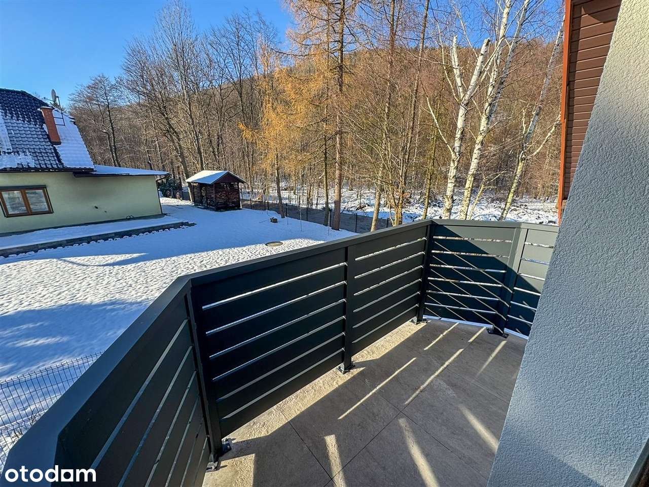 ***Dom jednorodzinny ze świetnym dojazdem***-17