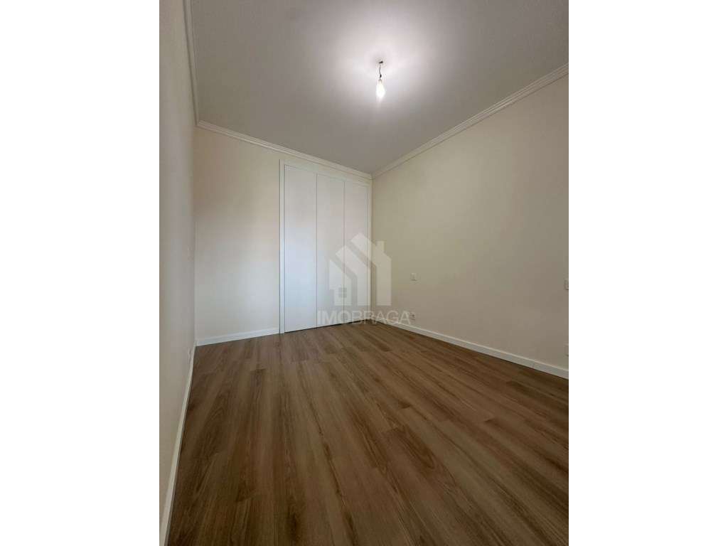 Venda Apartamento T1+1 Remodelado, nas Caxinas, Vila do Conde-10
