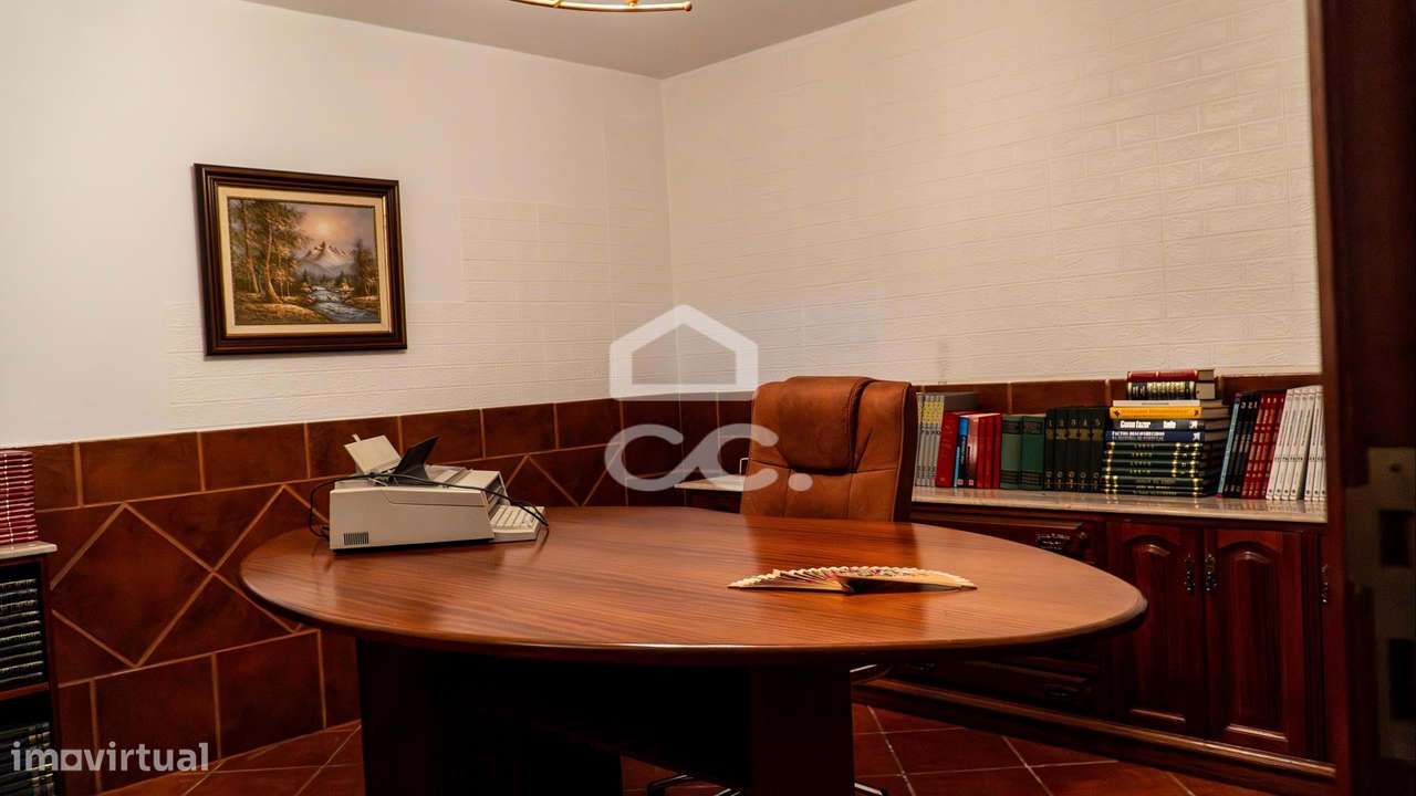 Moradia Individual V3+1 no Centro de Pevidém-20