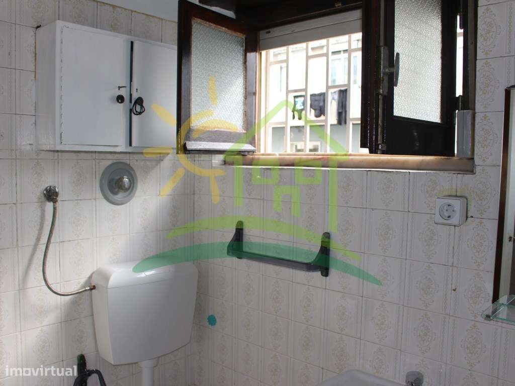 T1 Olival Basto a 10 minutos a pé do metro - Sr. Roubado-12