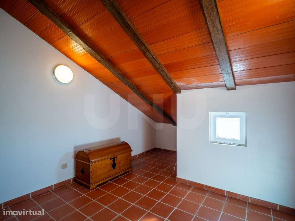 Moradia T3 com Garagem, Piscina e Vista Deslumbrante sobre a Lagoa ...-21