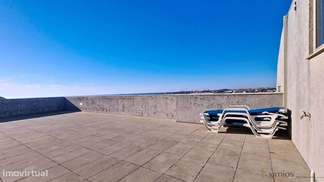 Apartamento T2 com garagem, em Árvore-19