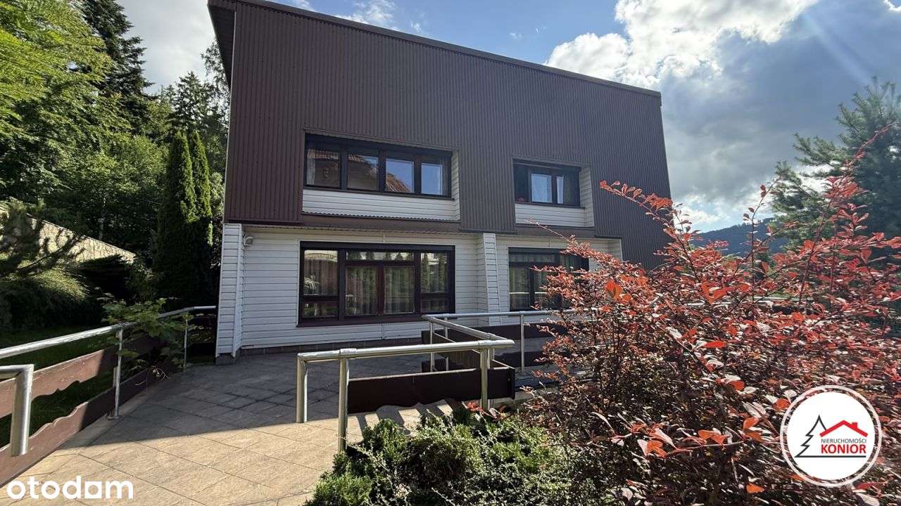 Widokowa nieruchomość z panoramą na Skrzyczne i trasy narciarskie-1