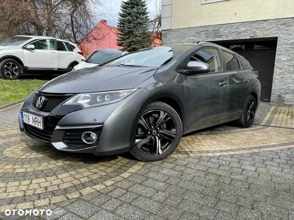 Honda Civic 1.8 Lifestyle (Honda Connect+) - 4