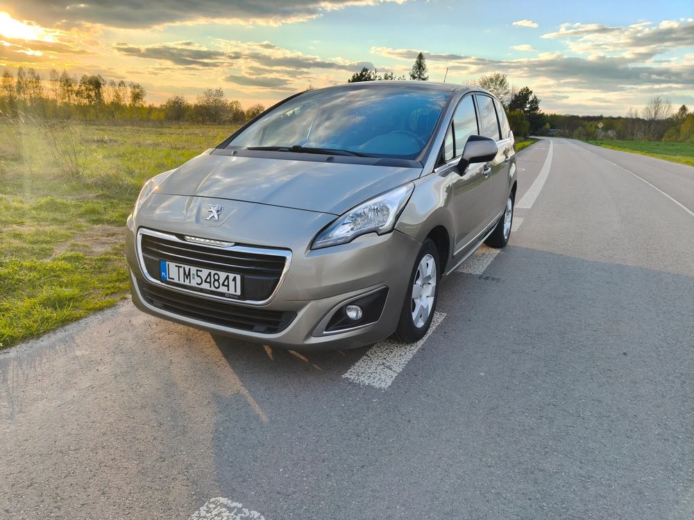 Peugeot 5008 I 2014