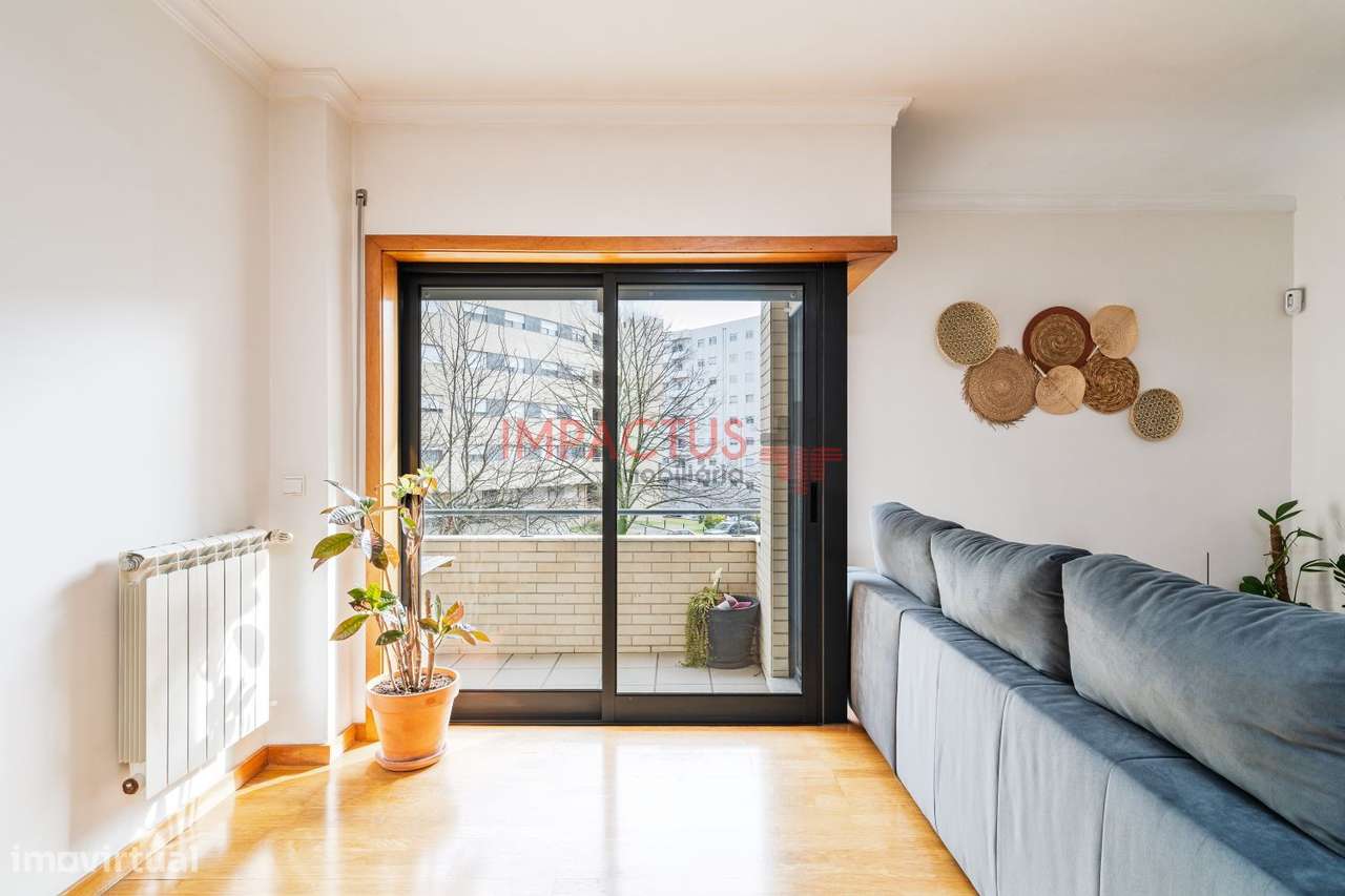 Apartamento T3 com lugar de garagem e arrumos - Grande imagem: 3/32