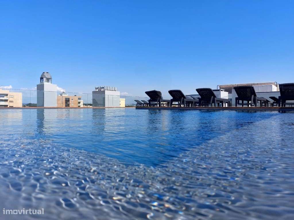 Apartamento T3, novo, terraço com churrasqueira; piscina e playgrou... - Grande imagem: 5/60