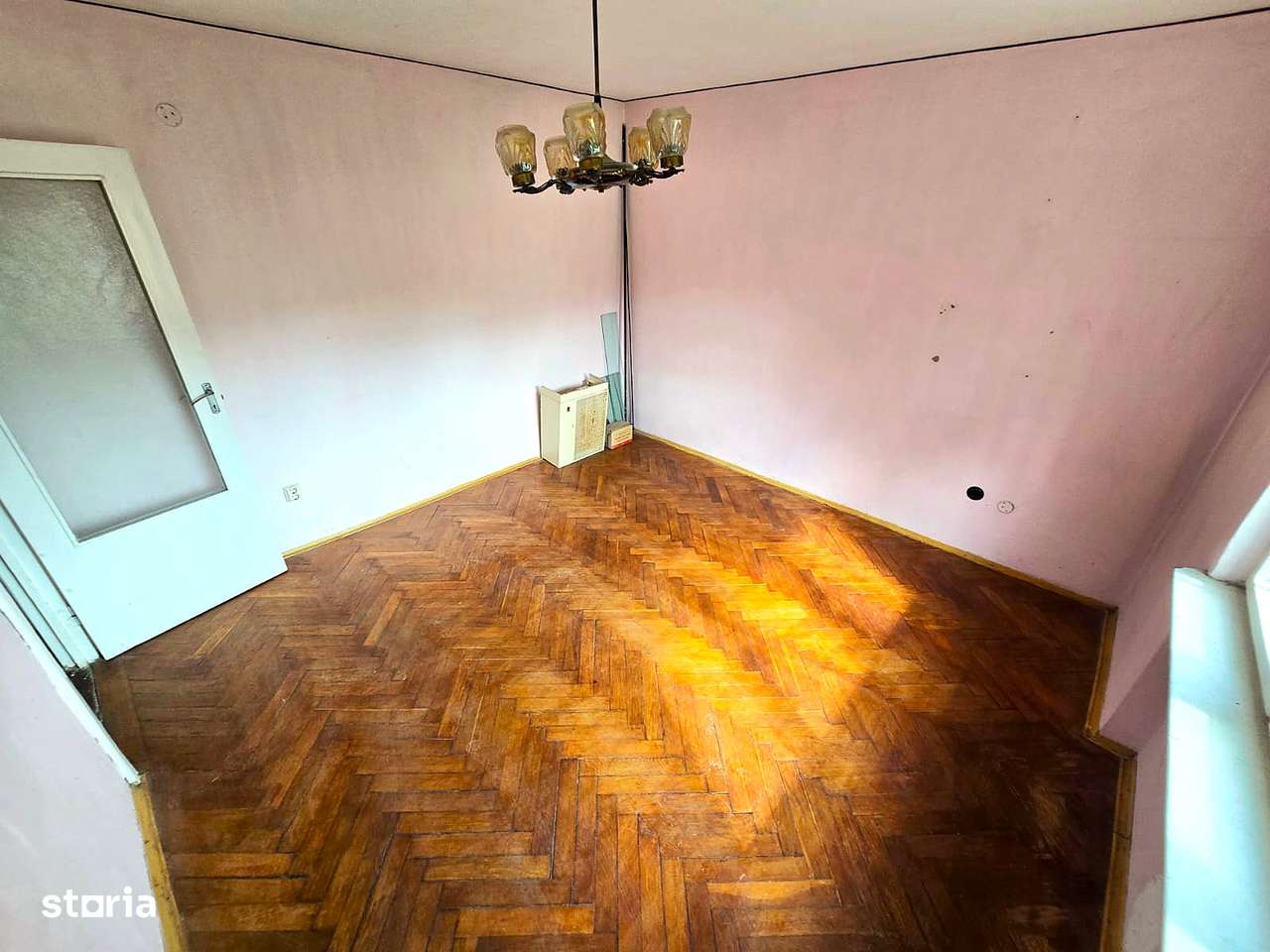 Apartament cu 3 camere decomandat | Etajul 3 - Botizului-3