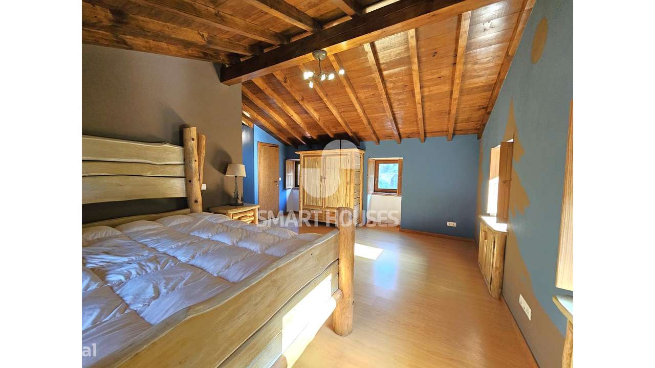 Moradia T3 Caratão c/ terreno junto rio-32