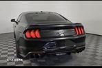 Ford Mustang - 3