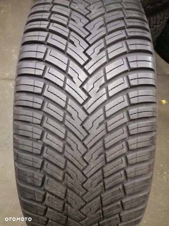 215/45R20 95T XL Pirelli All Season Cinturato sf2 - 1