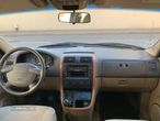 Kia Carnival 2.9 CRDi EX Confort - 32